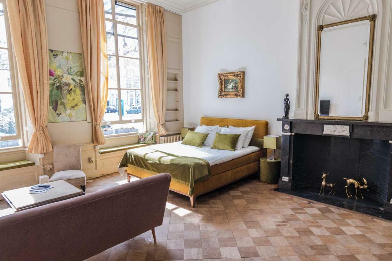 Hotel Aan De Dam Middelburg Exteriör bild